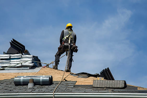 Professional Gutter Installation technician working in Algoma, WI
